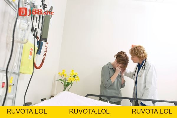Mơ thấy bạn học cũ có phải điềm may? Đánh con gì? - RUVOTA.LOL