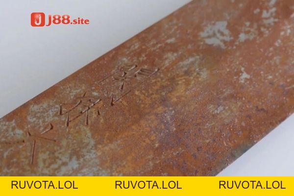 Mơ thấy dao: Ý nghĩa và các con số may mắn - RUVOTA.LOL Mơ thấy dao: Ý nghĩa và các con số may mắn - RUVOTA.LOL