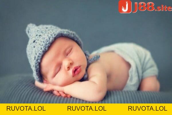 Nằm mơ thấy trẻ sơ sinh đánh số mấy trúng? Ý nghĩa giấc mơ? - RUVOTA.LOL Nằm mơ thấy trẻ sơ sinh đánh số mấy trúng? Ý nghĩa giấc mơ? - RUVOTA.LOL