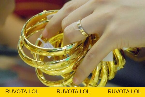 Nằm mơ nhặt được vàng đánh lô gì trúng lớn? Ý nghĩa giấc mơ - RUVOTA.LOL Nằm mơ nhặt được vàng đánh lô gì trúng lớn? Ý nghĩa giấc mơ - RUVOTA.LOL